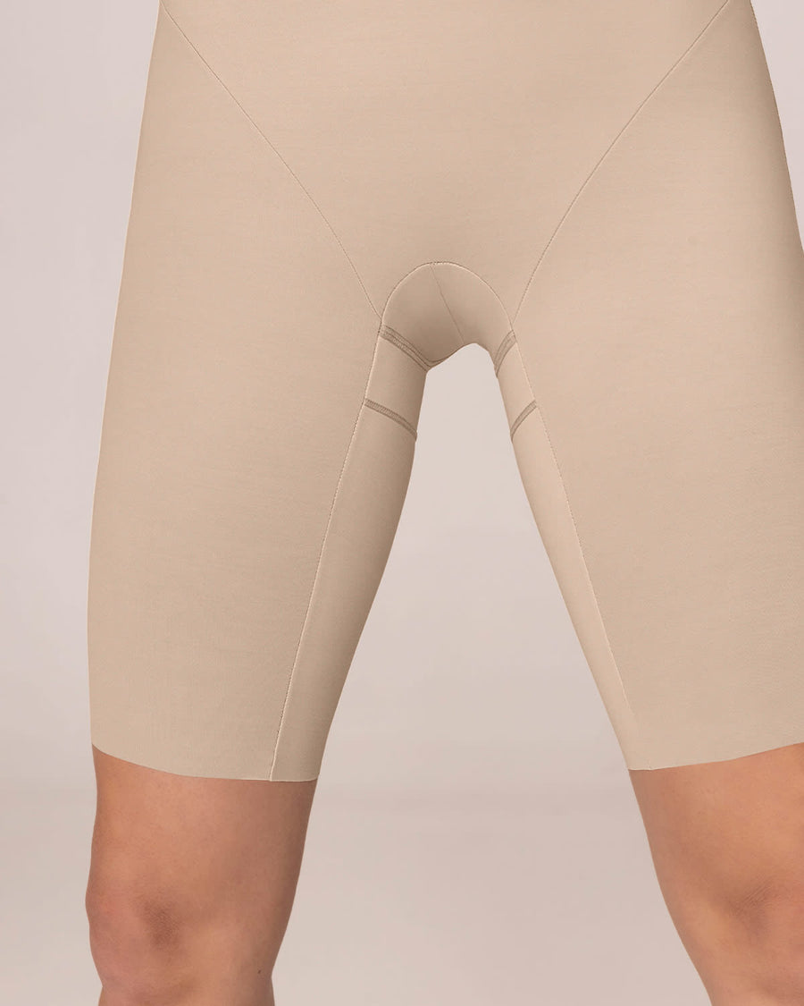 Faja tipo body de control y efecto levanta cola + bralette incorporado