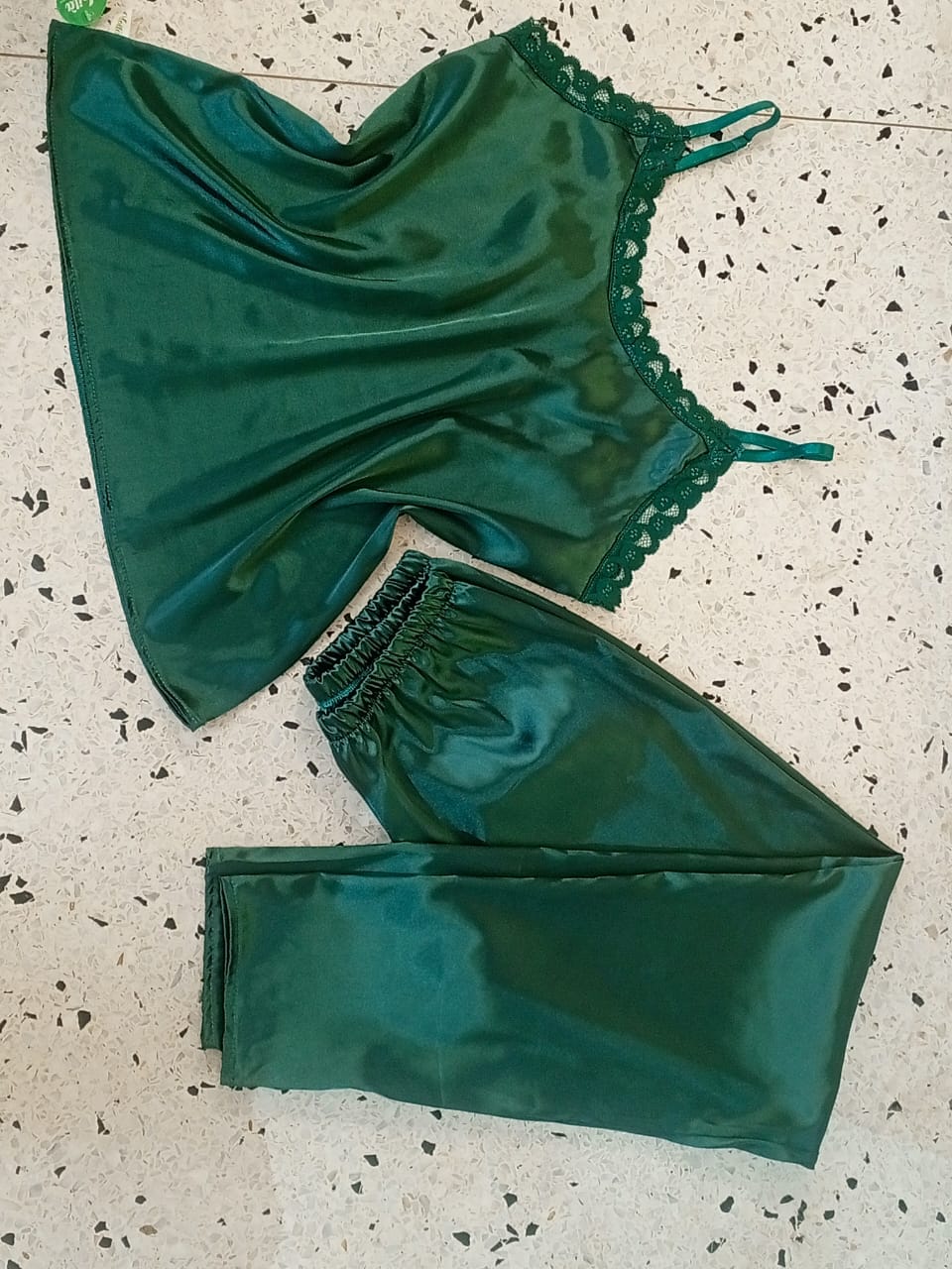 Conjunto de top y pantalon largo by La Beauté